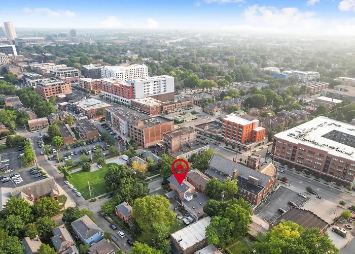 Сasa de vacaciones Spacious Historic 8-bedroom Manor In Short North - Perfect For Large Groups