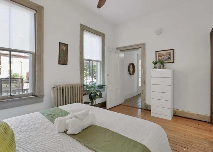 Spacious Historic 8-bedroom Manor In Short North - Perfect For Large Groups Сasa de vacaciones *