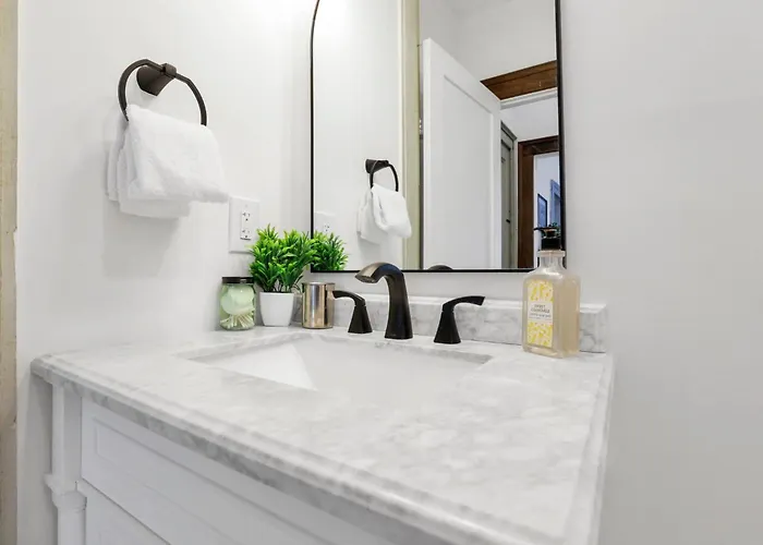 Сasa de vacaciones Spacious Historic 8-bedroom Manor In Short North - Perfect For Large Groups