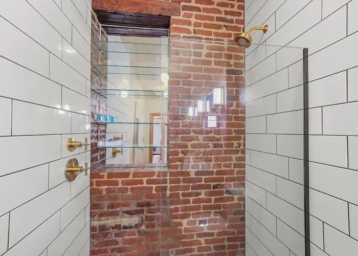 Spacious Historic 8-bedroom Manor In Short North - Perfect For Large Groups Сasa de vacaciones Columbus
